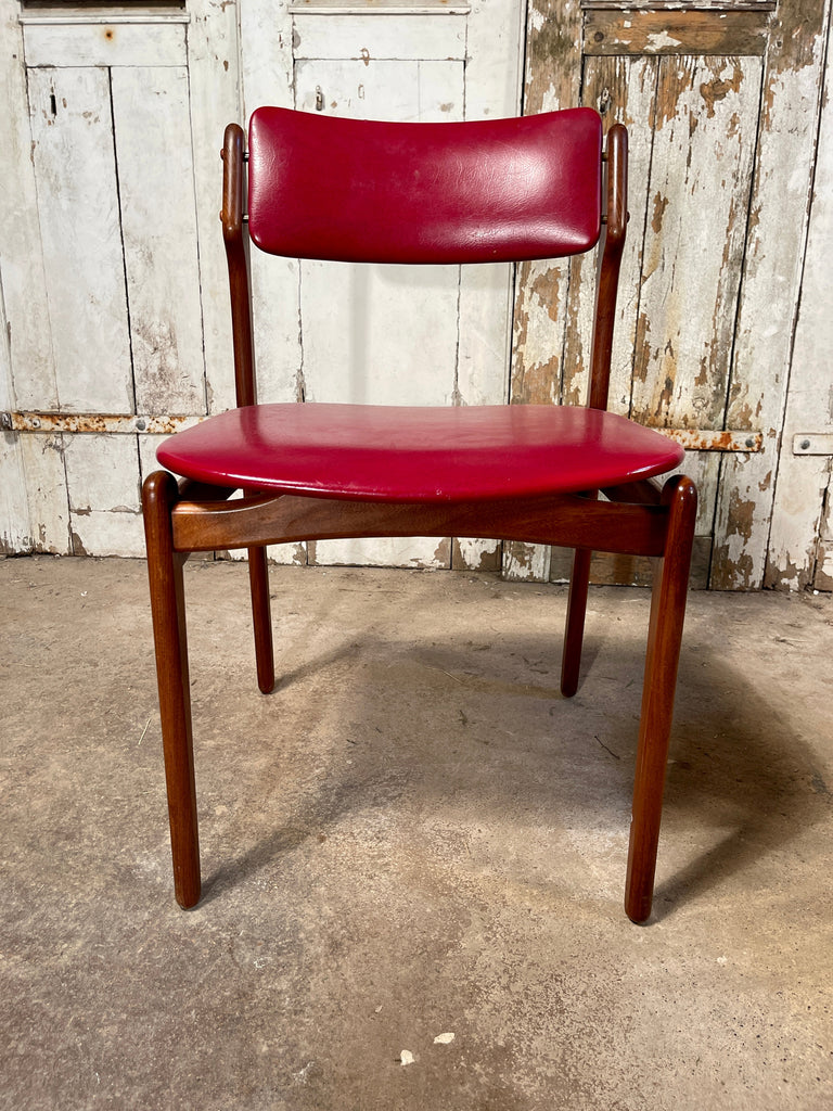 rare set of original midcentury erik buch model 49 chairs with matching circular rosewood dining table circa 1949