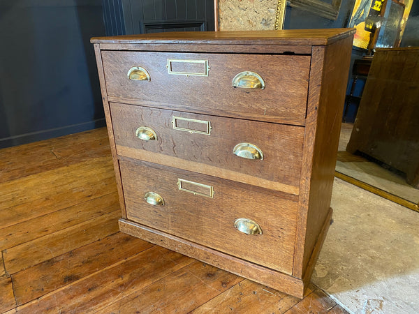 beautiful oak planners chest of drawers