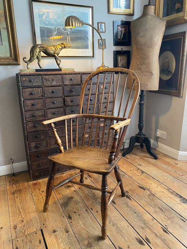 early georgian elm & yew windsor elbow chair fabulous example