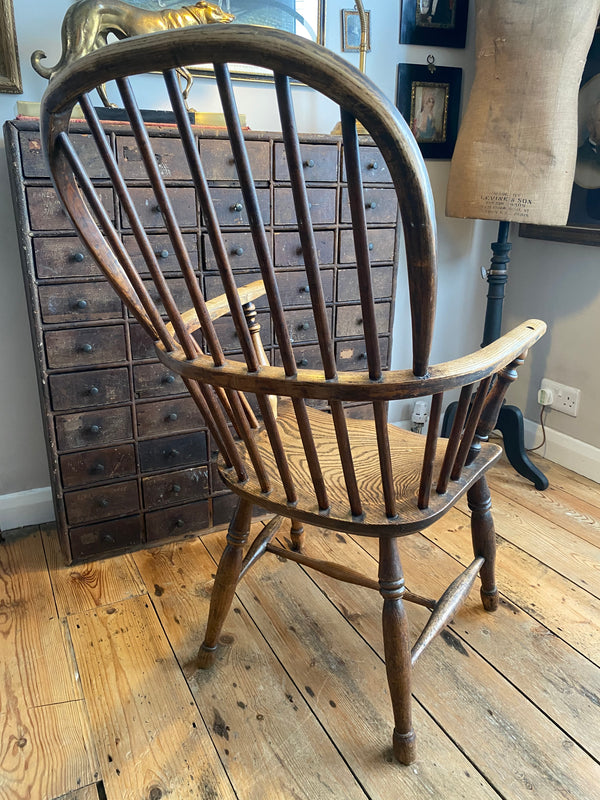 early georgian elm & yew windsor elbow chair fabulous example