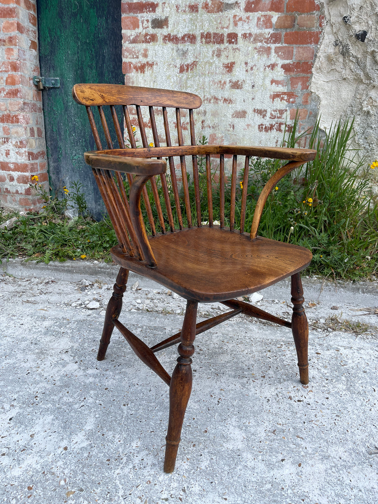 antique elm comb back windsor armchair