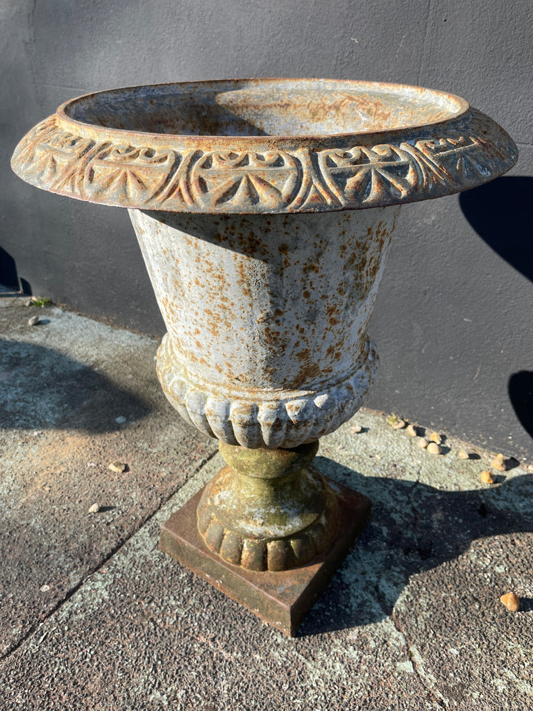 a beautiful victorian large architectural cast iron garden urn with good casting and aged patina.